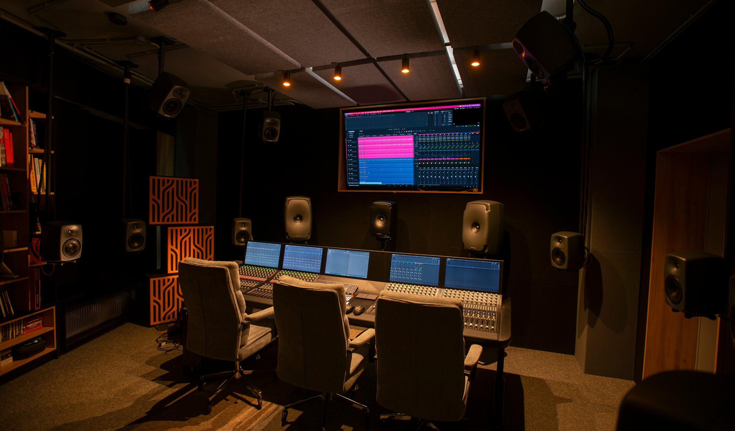 The LUNO 15.1.8 mixing room, front speakers and Fairlight console